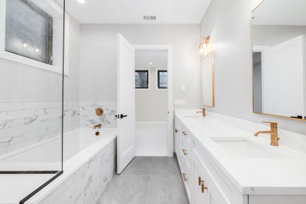 Cost of Bathroom Installation in Lutz