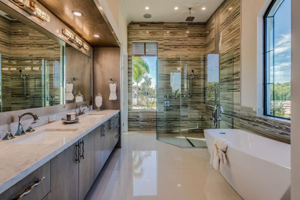 Cost of Luxury Bathroom Remodeling in Lutz